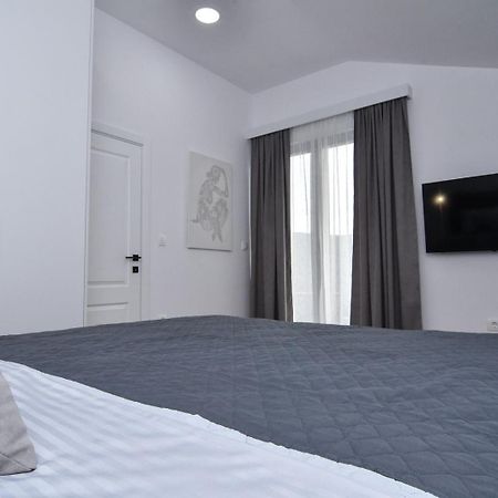 Apartments Sisevic Будва Екстериор снимка