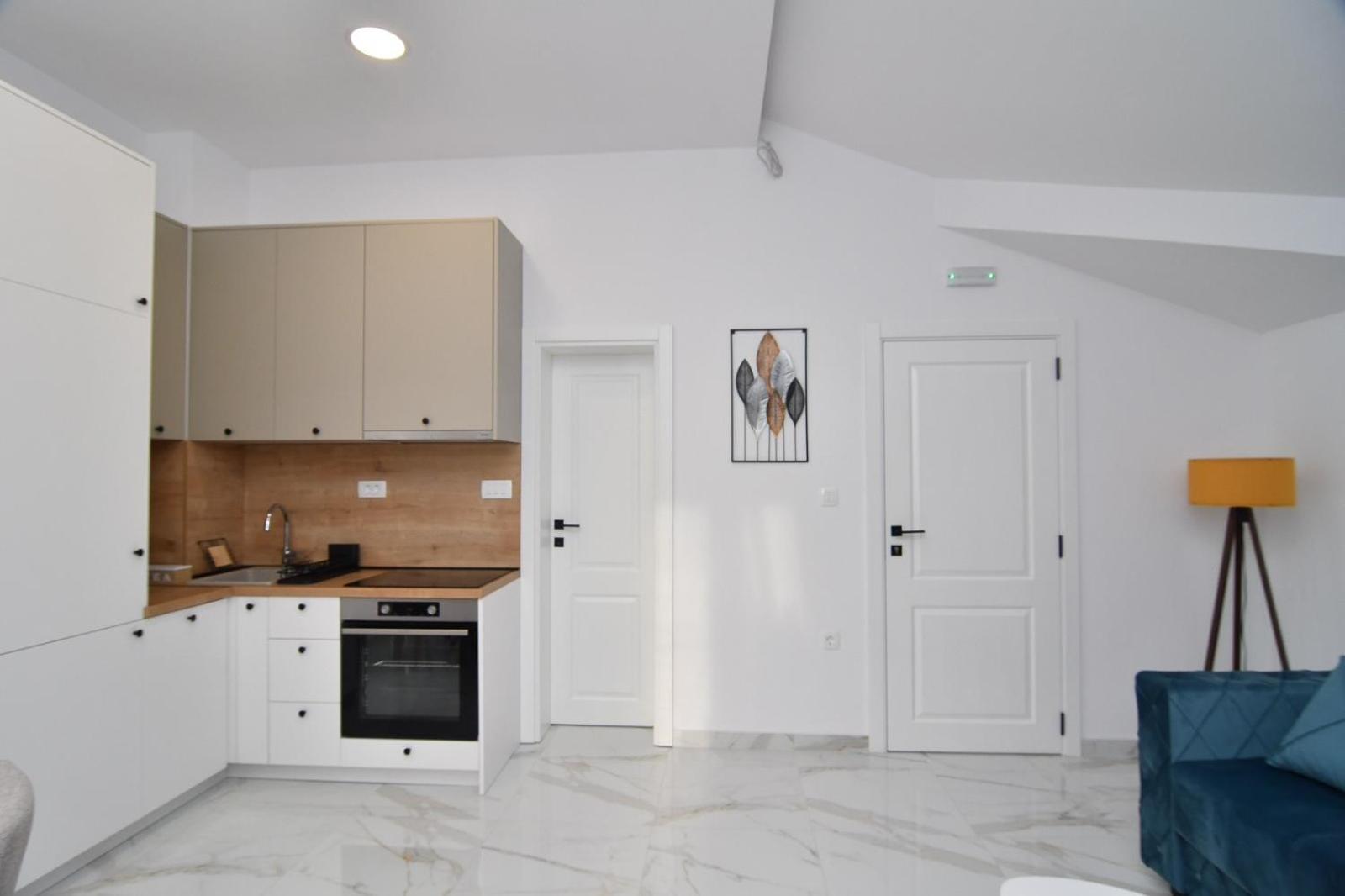 Apartments Sisevic Будва Екстериор снимка